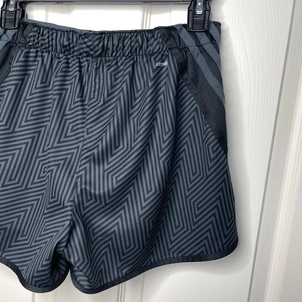 Adidas 3” Inseam Knit Pacer Athletic Shorts (Gray/Black) - Small